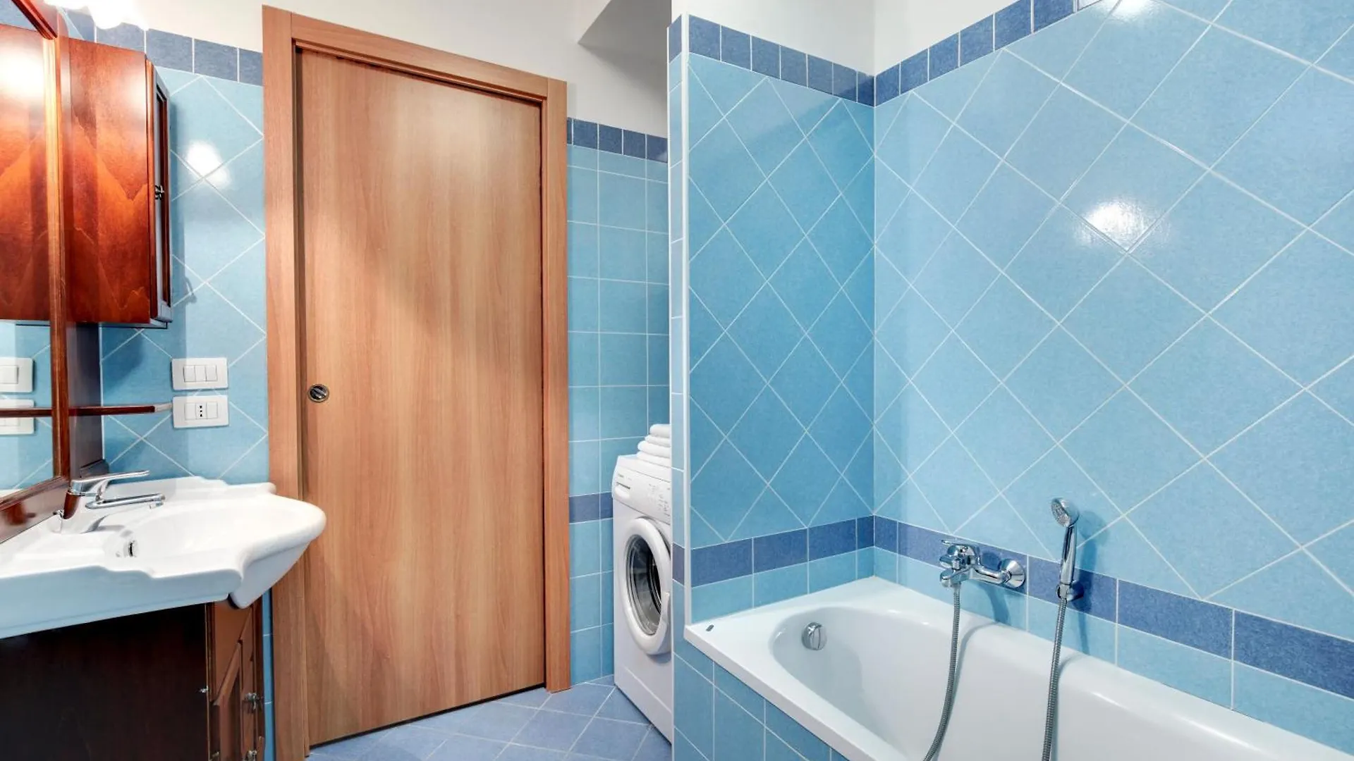 Ferienwohnung Auf Zwei Ebenen Mitten In Venedig Venice